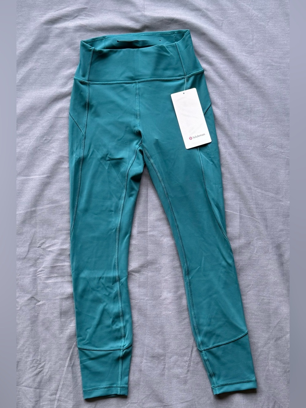 Lululemon In Movement Tight 25” Everlux High Rise Laguna Teal Size 4 NWT